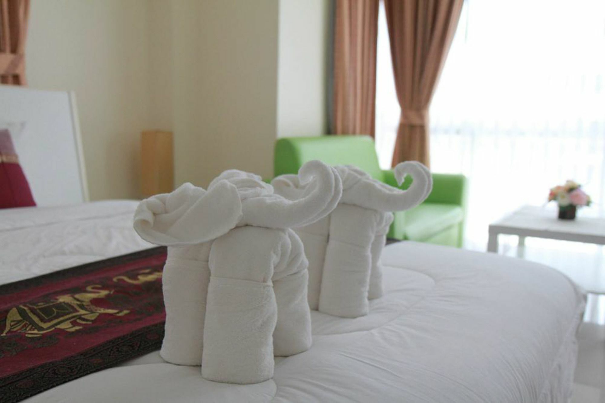 Family Guesthouse Rawai 外观 照片