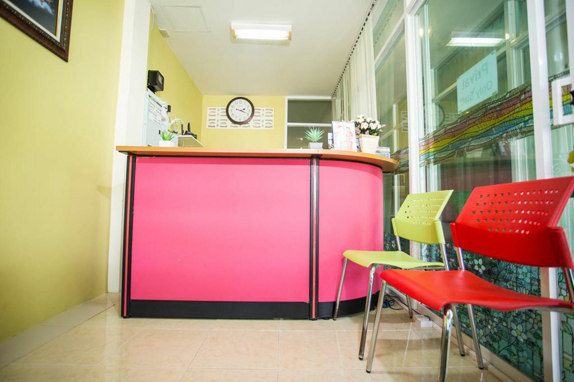 Family Guesthouse Rawai 外观 照片