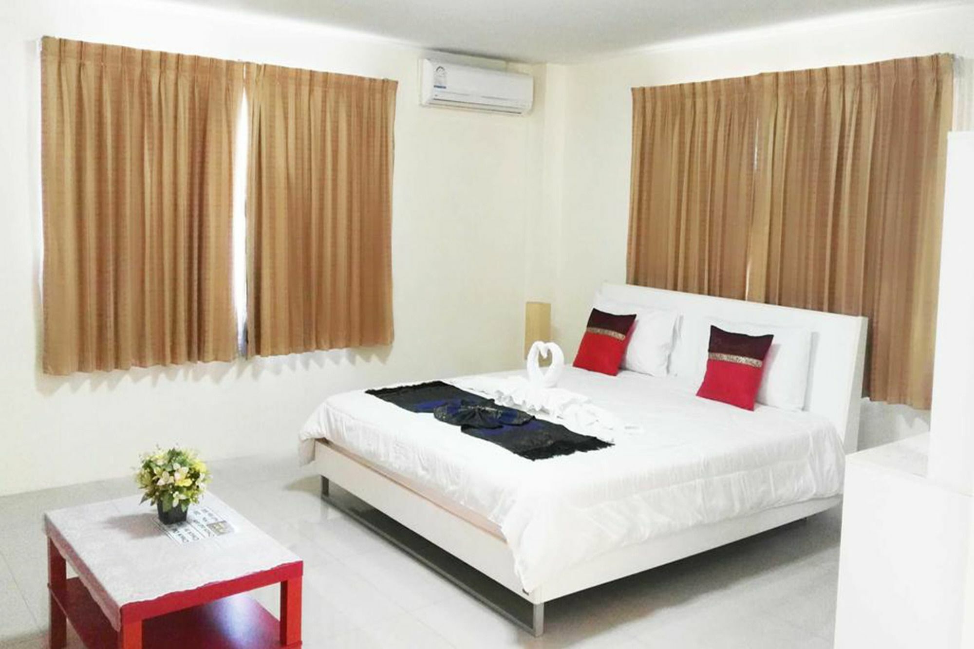 Family Guesthouse Rawai 外观 照片
